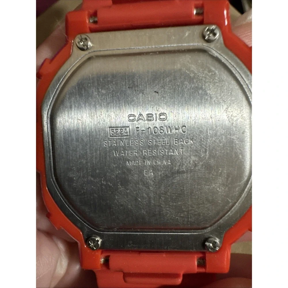 Casio Classic Red and Black Men Wristwatch f108whc Water Resistant Stainless Are